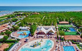 Barricata Holiday Village